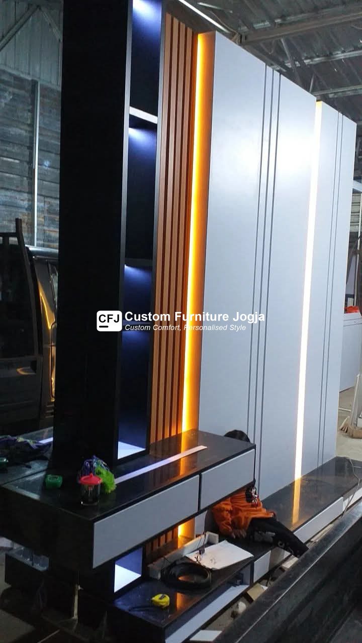 Panel dinding custom